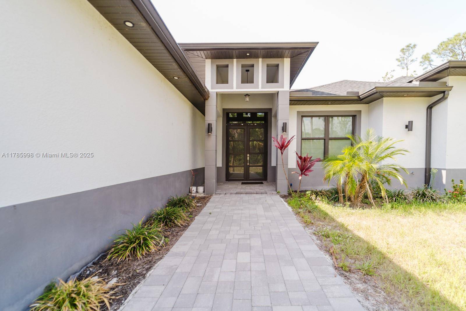 Naples, FL 34120,398 35TH AVE NW