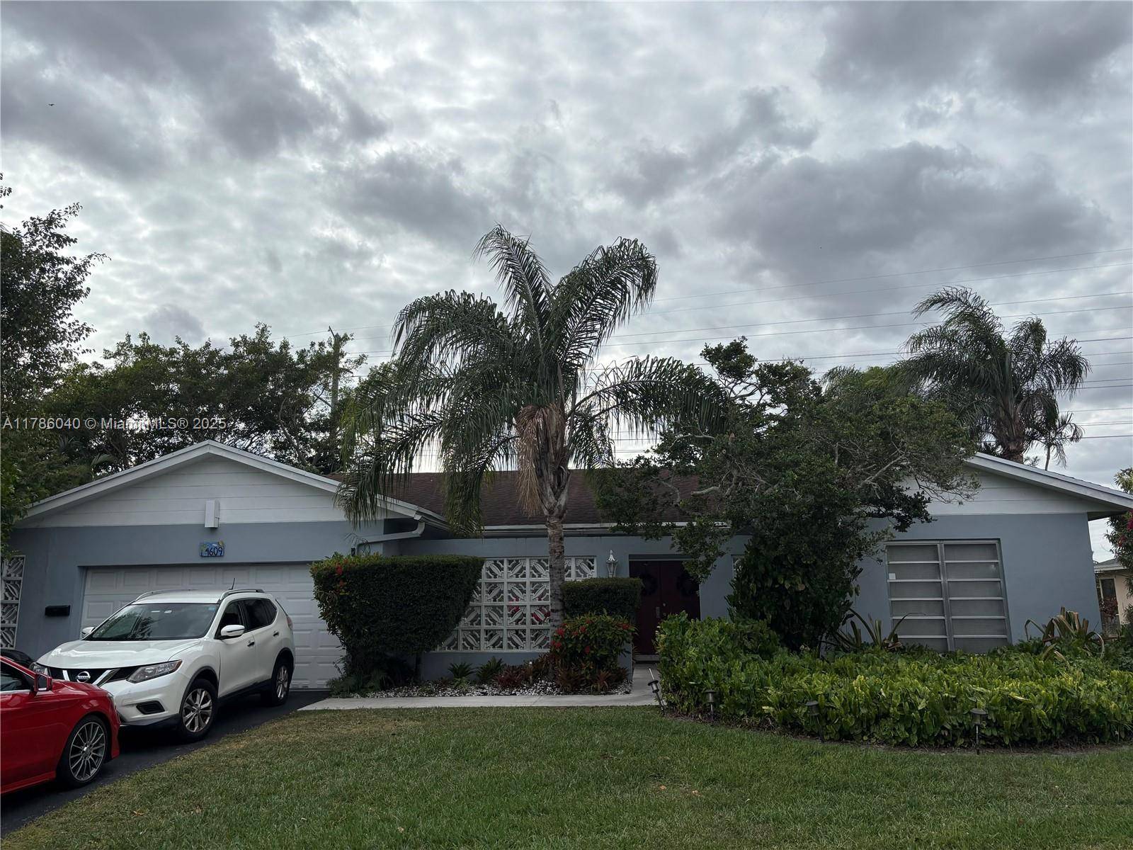 Tamarac, FL 33319,4609 Bayberry Ln #4609