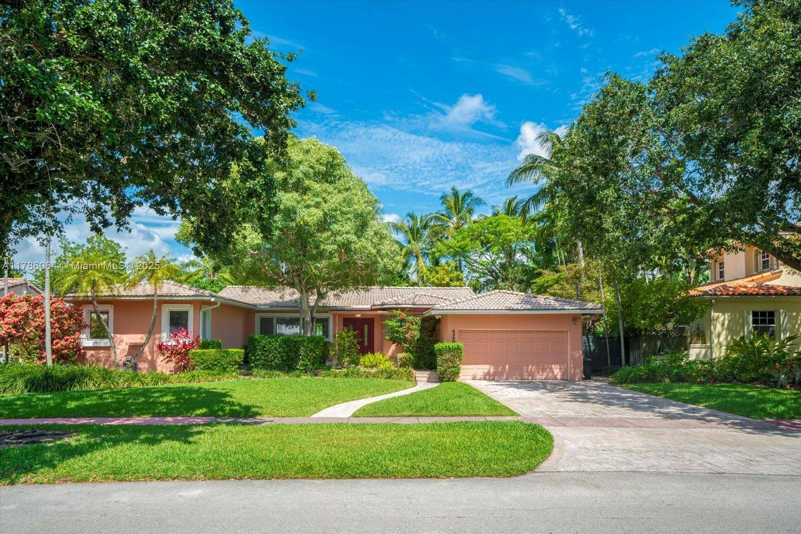 Miami Beach, FL 33140,4350 Nautilus Dr