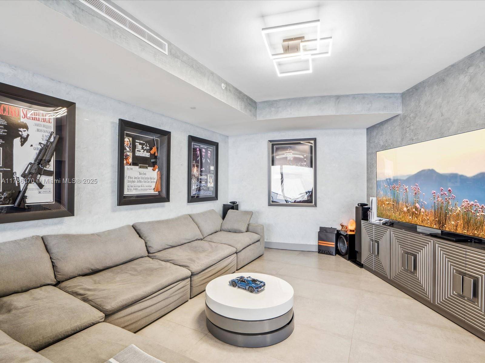 Sunny Isles Beach, FL 33160,18555 Collins Ave #5505