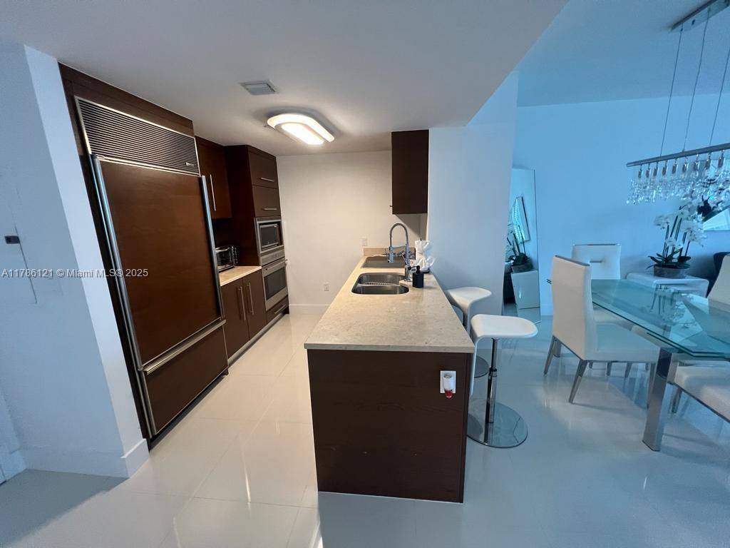 Miami, FL 33131,485 Brickell Ave #2109