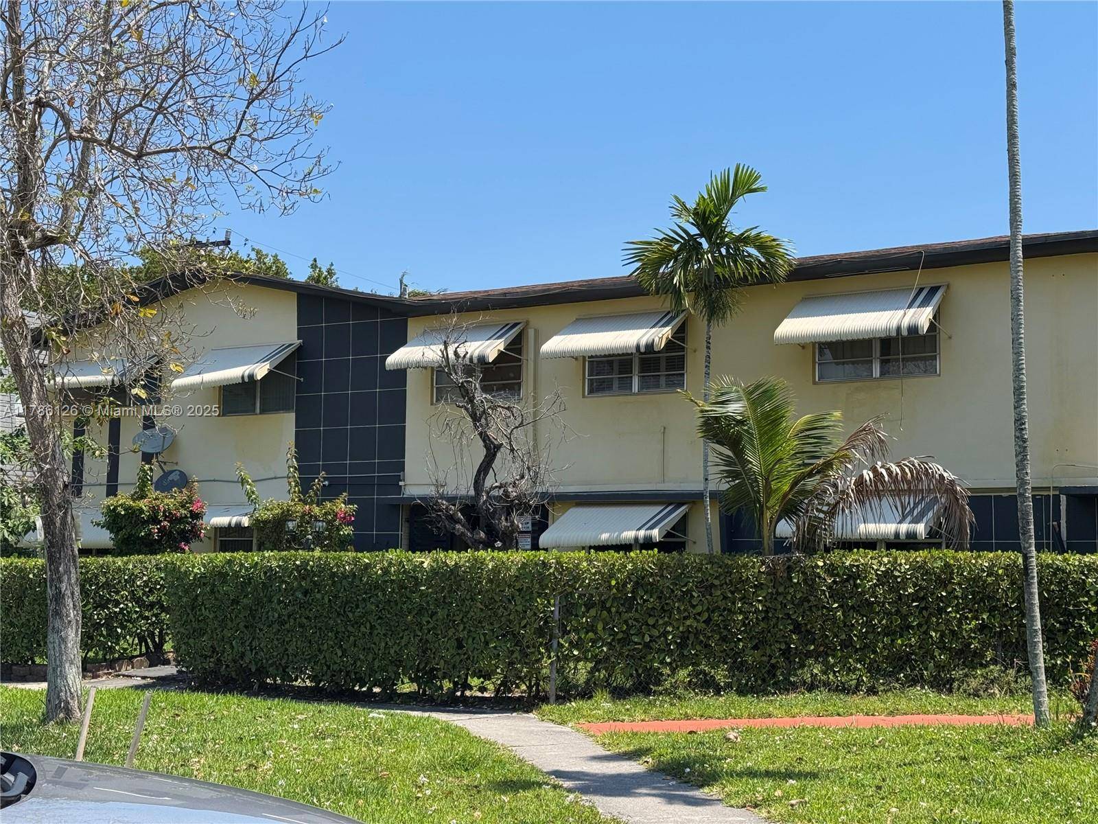 North Miami Beach, FL 33160,17051 NE 23rd Ave #1J