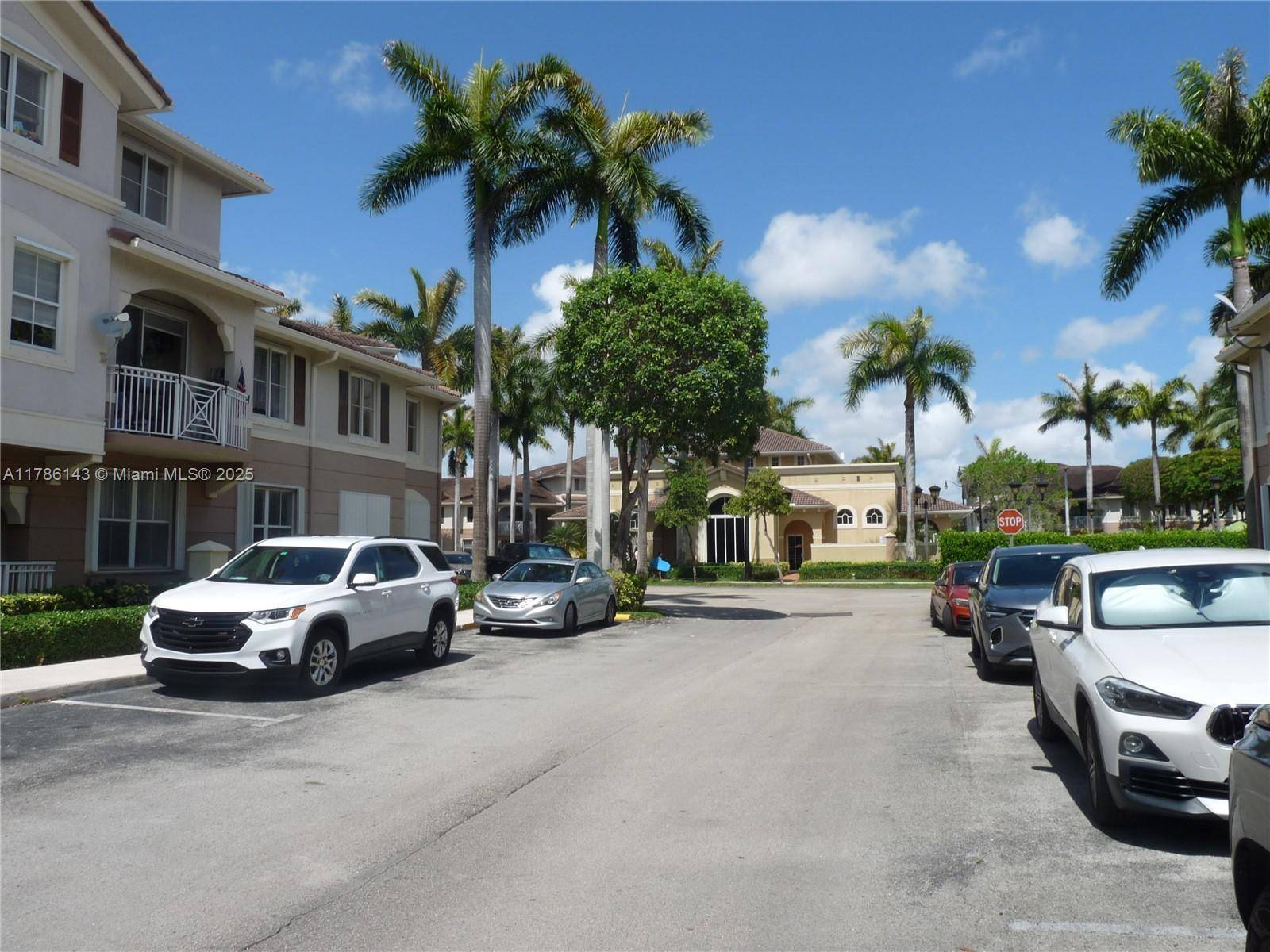 Miami, FL 33174,8980 W Flagler St #102