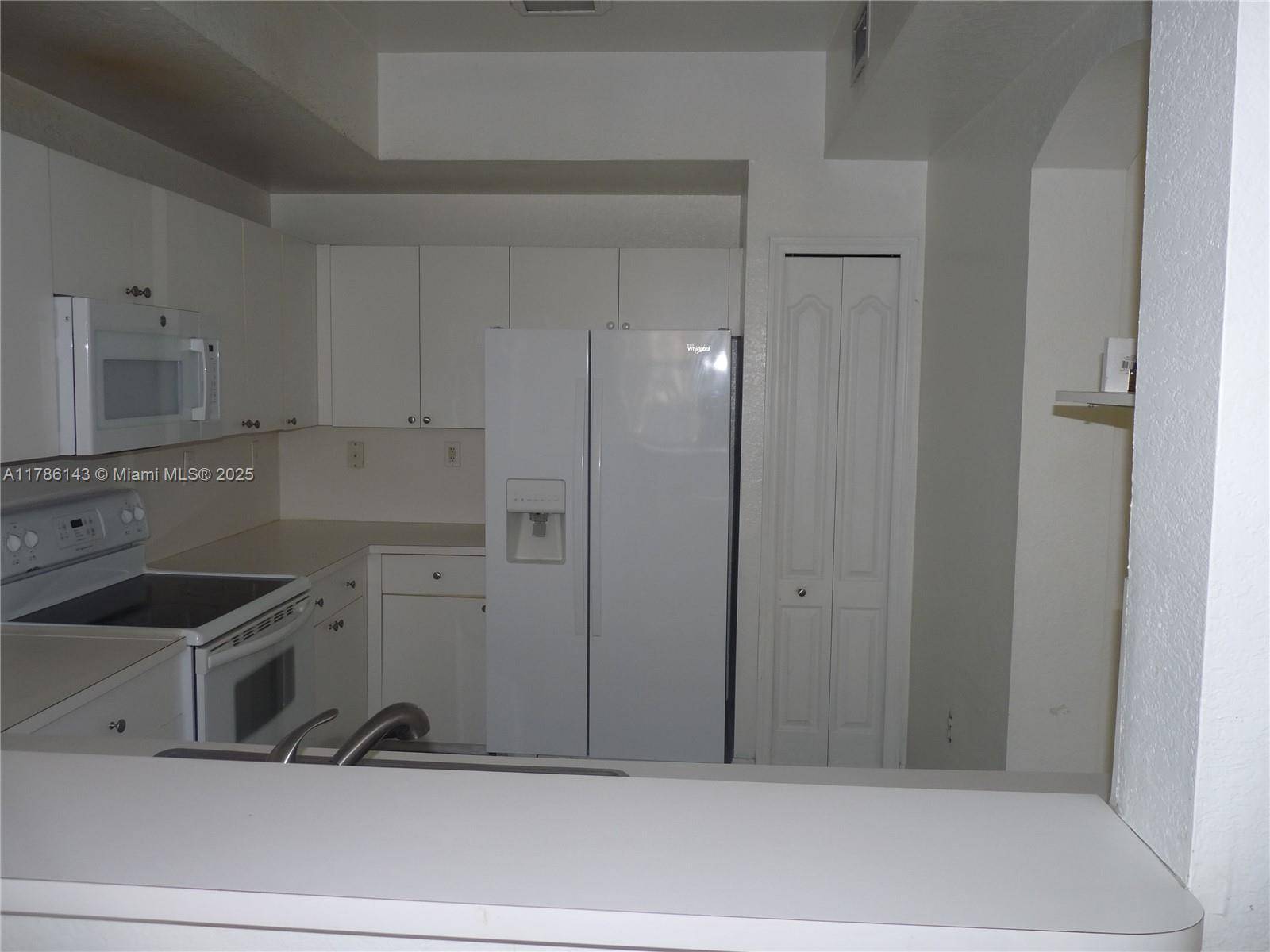 Miami, FL 33174,8980 W Flagler St #102
