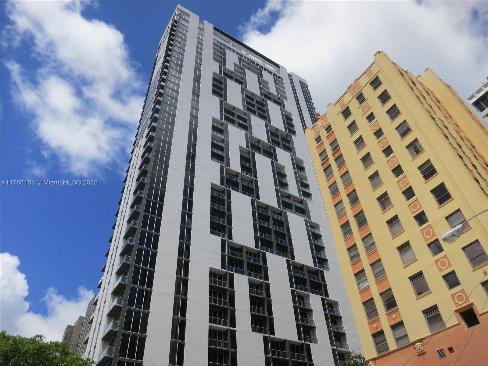 Miami, FL 33131,151 SE 1 St #2504