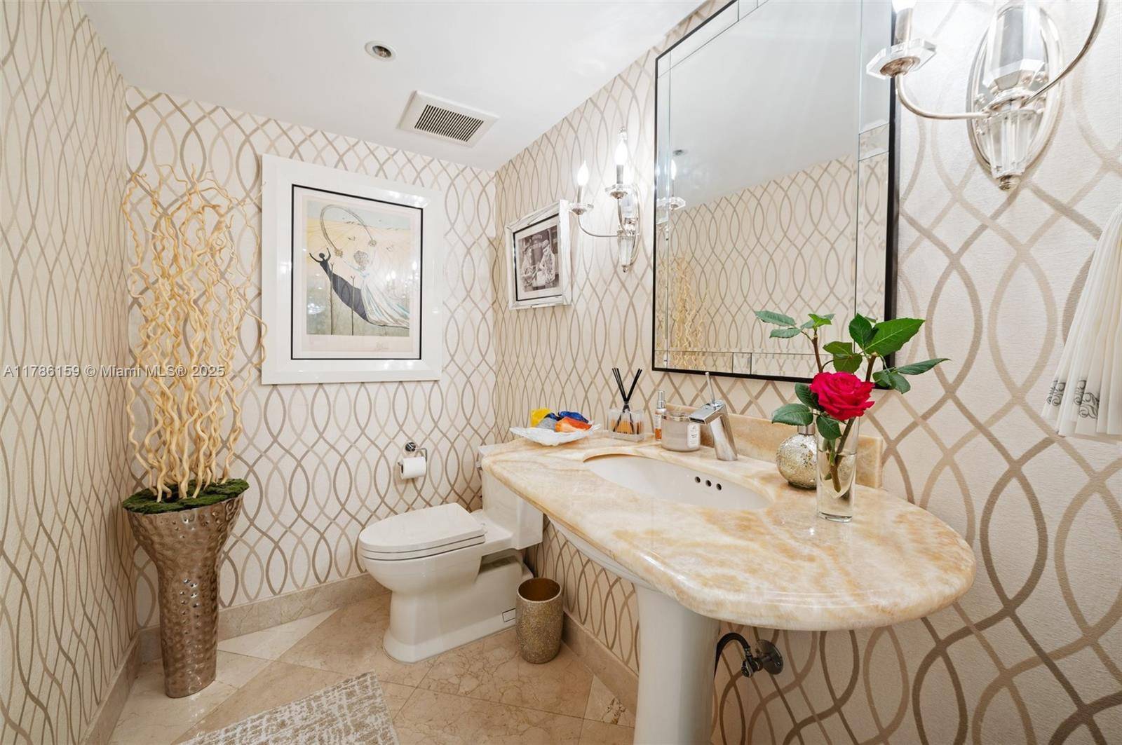 Bal Harbour, FL 33154,10205 Collins Ave #404