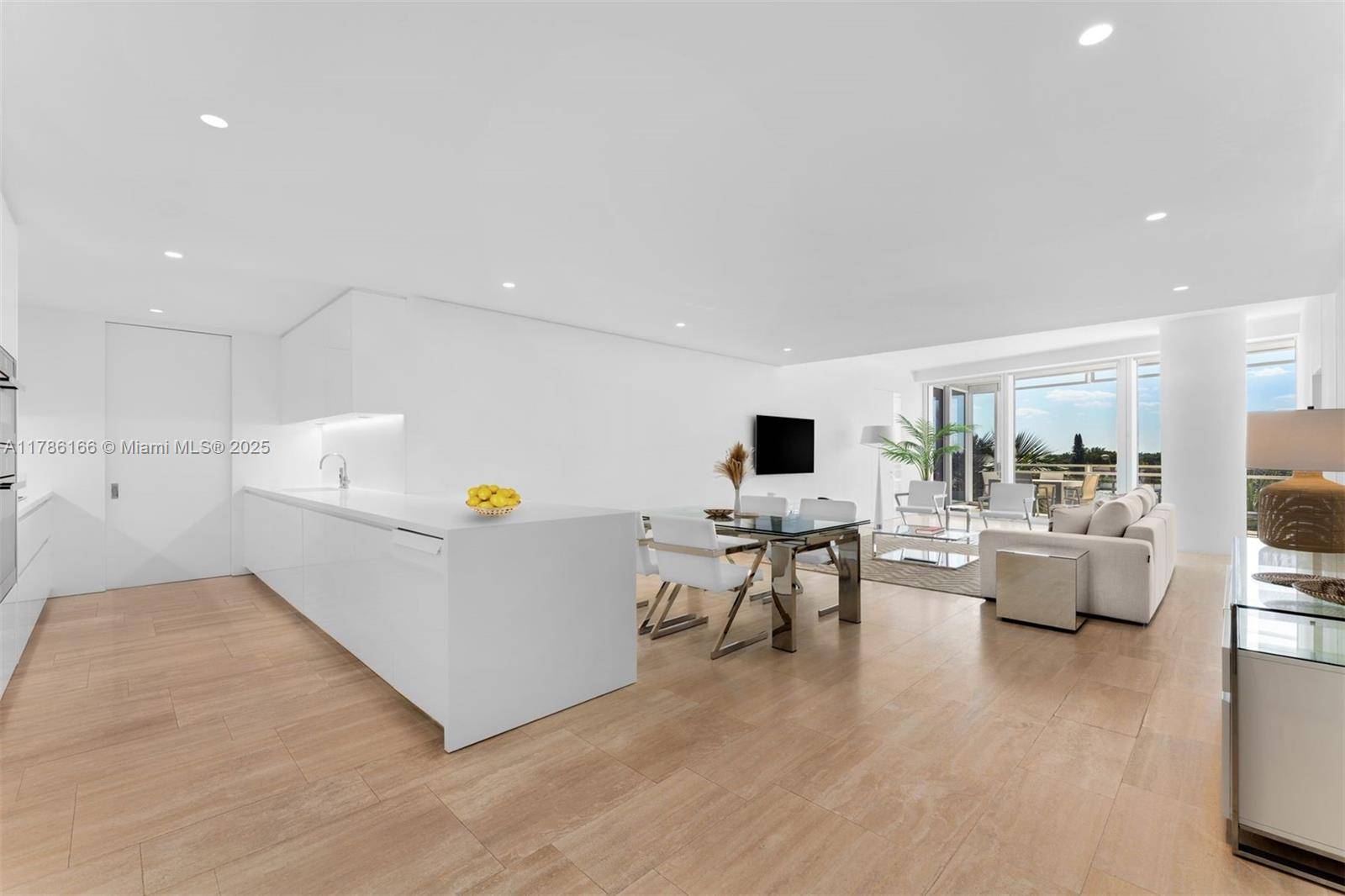 Surfside, FL 33154,9001 Collins Ave #S-406