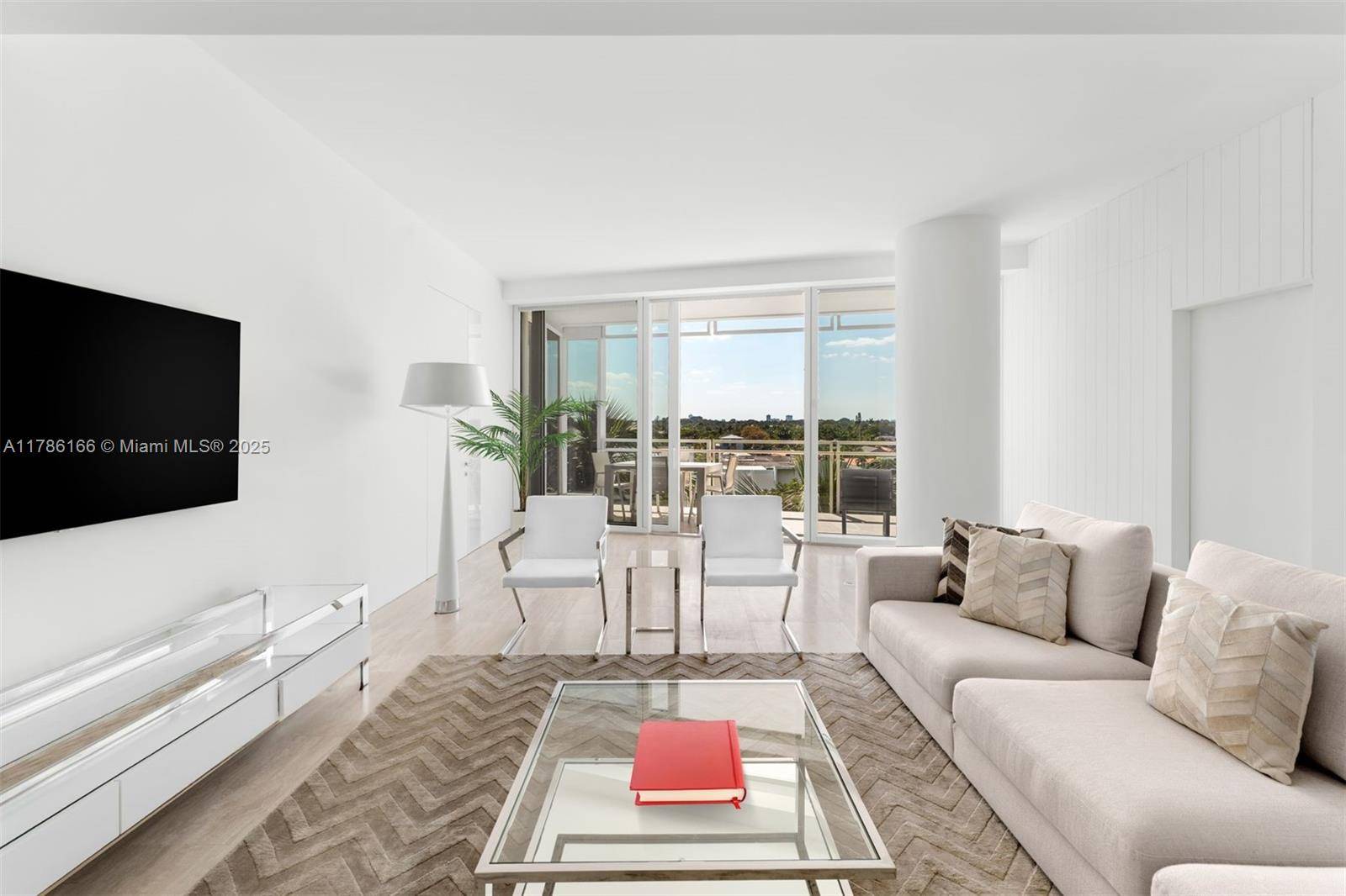 Surfside, FL 33154,9001 Collins Ave #S-406