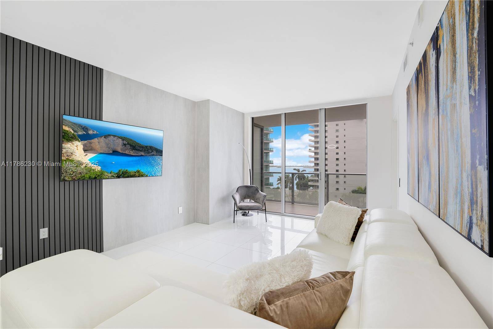 Miami, FL 33131,1300 Brickell Bay Dr #706