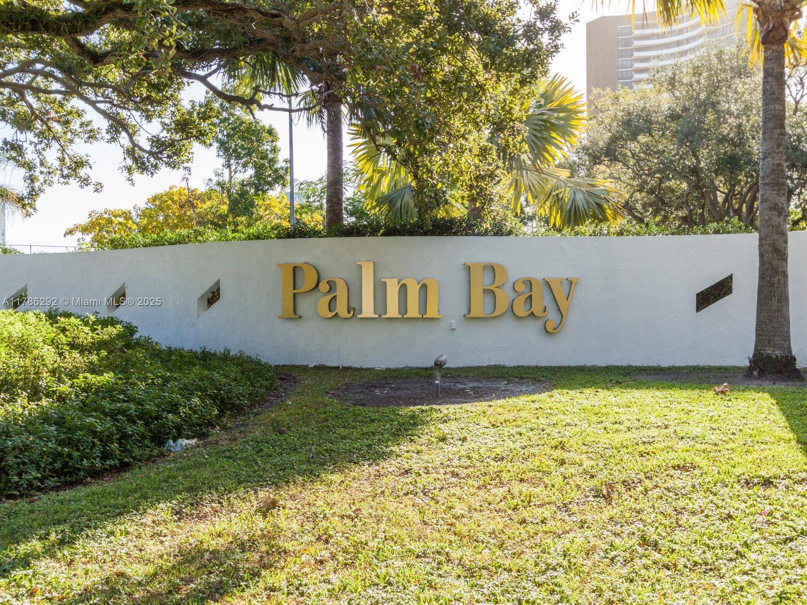Miami, FL 33138,770 NE 69th St #4D