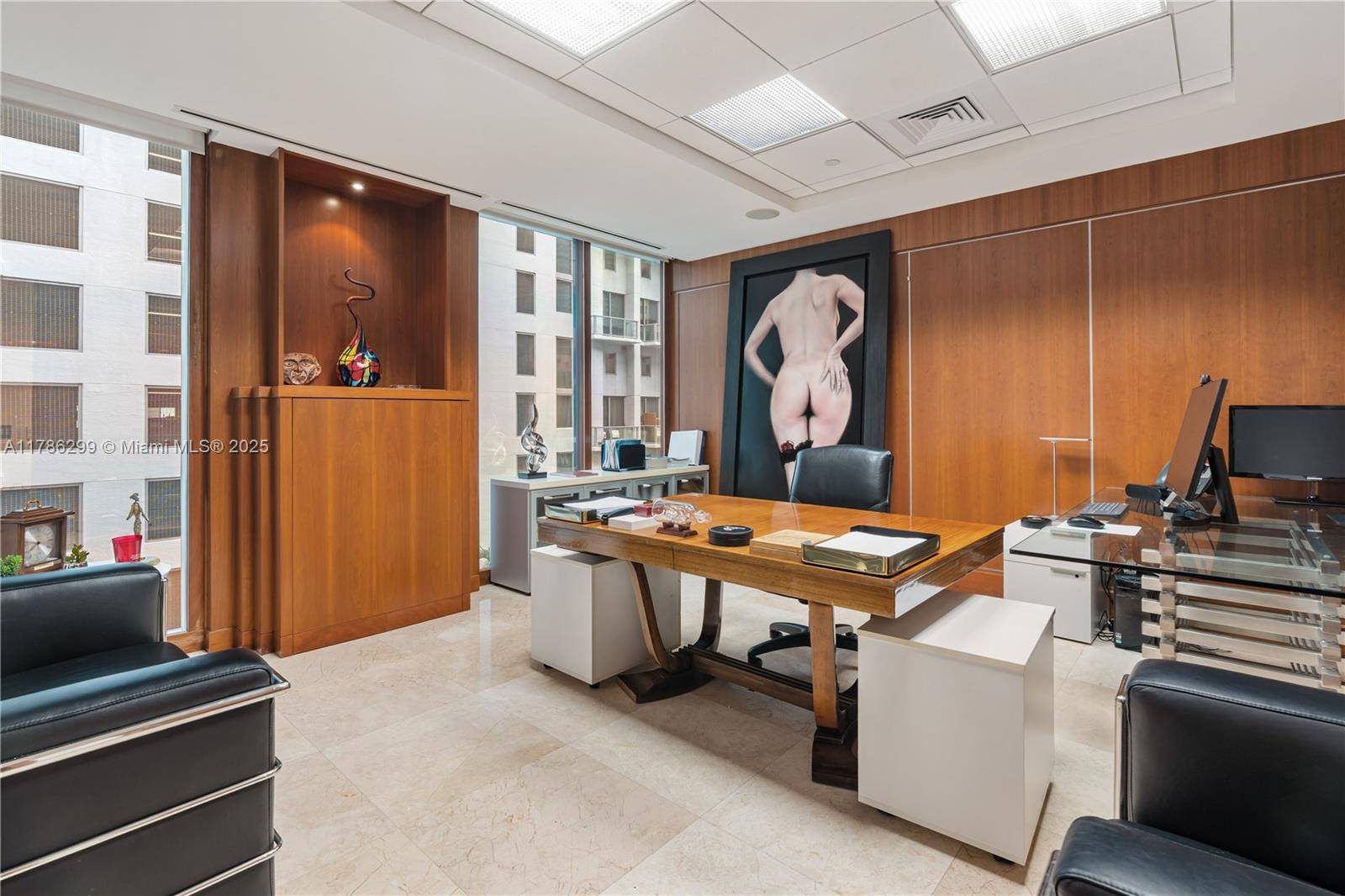 Miami, FL 33131,1110 Brickell Ave #515