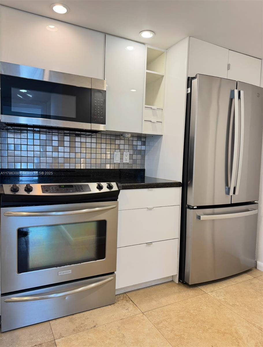 Miami, FL 33131,770 NE Claughton Island Dr #1103