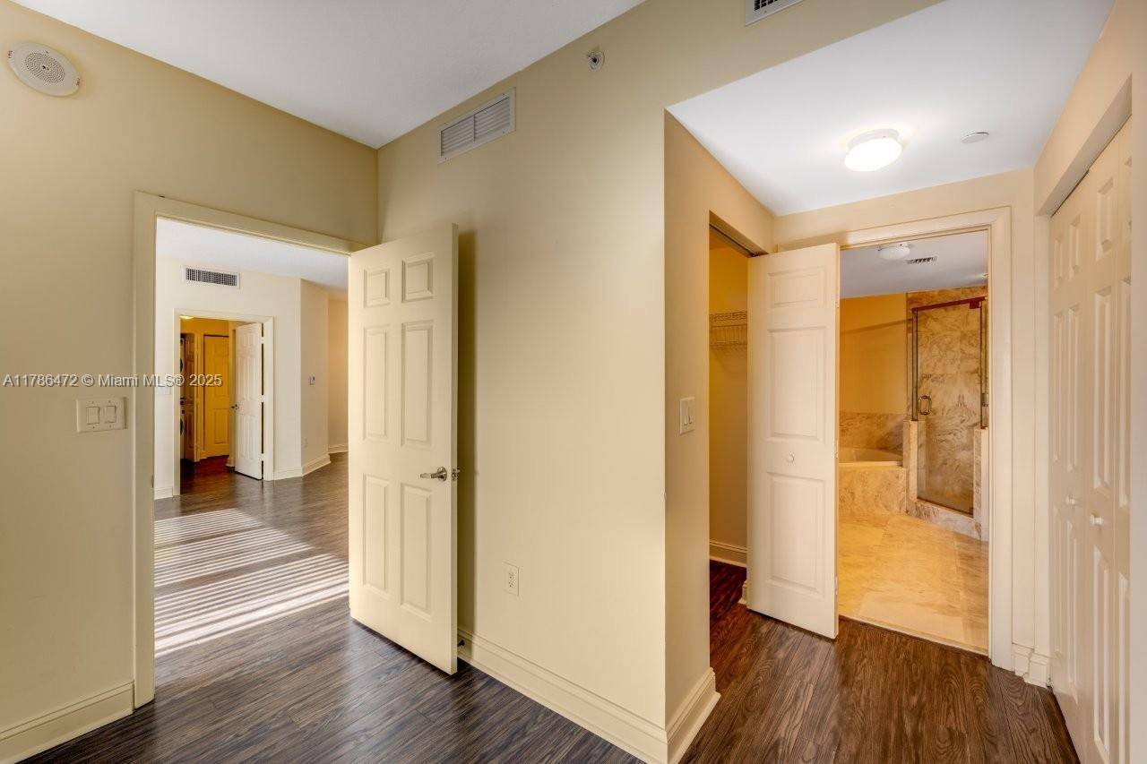 Plantation, FL 33324,510 NW 84th Ave #541
