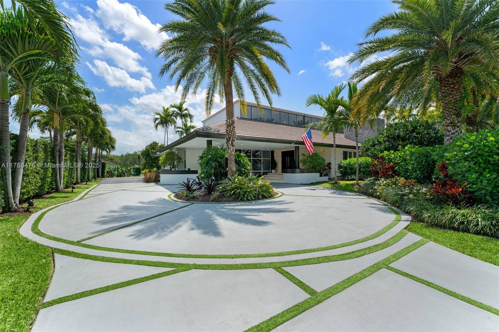 Miami, FL 33176,8820 SW 104th St