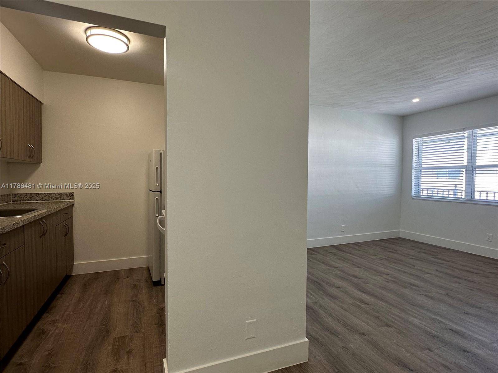 Hollywood, FL 33020,2300 Madison St #205