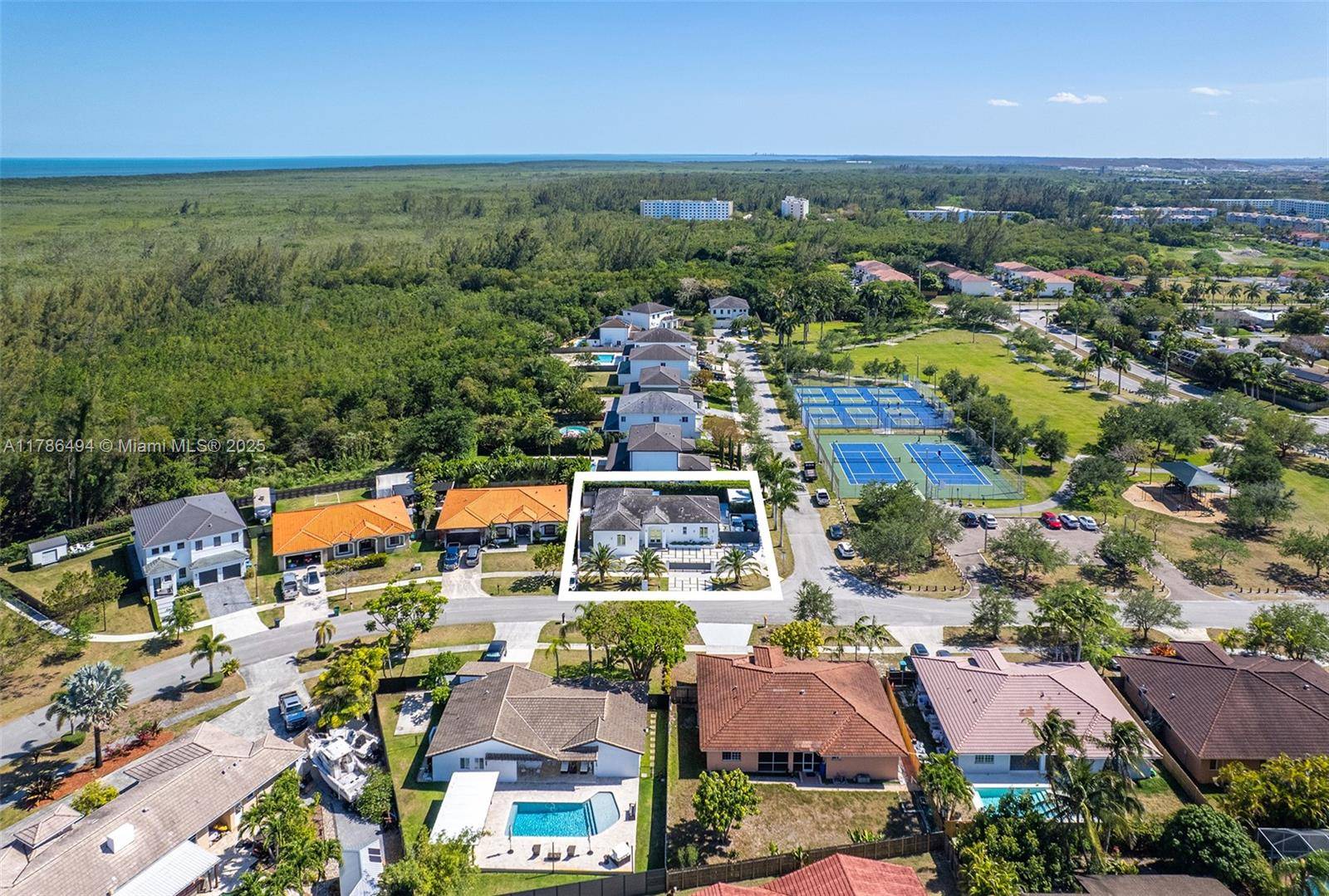 Cutler Bay, FL 33189,20501 SW 79th Ct