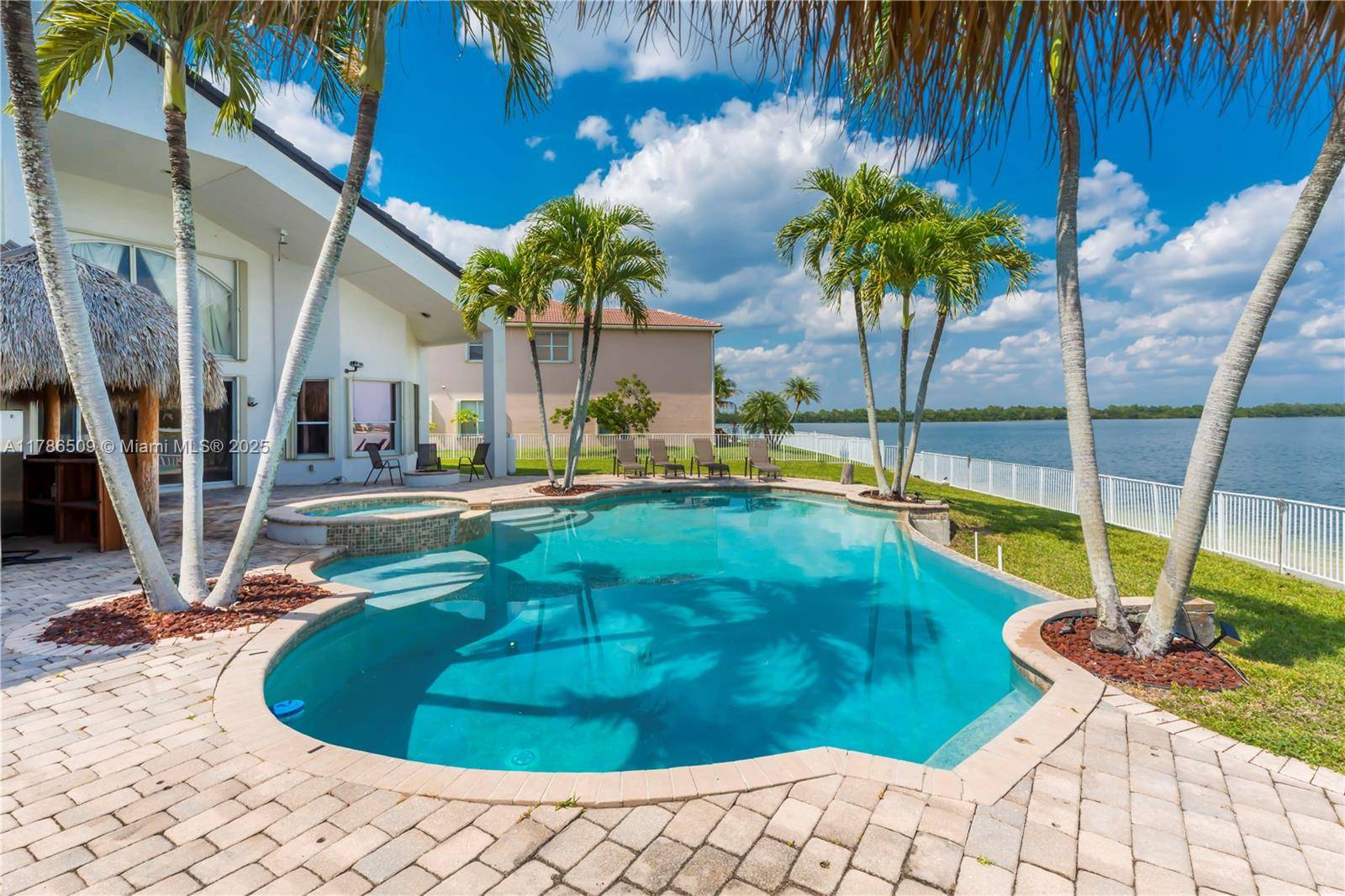 Miramar, FL 33029,19502 SW 53rd St #0