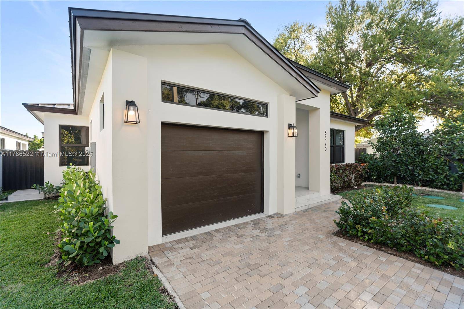 Cutler Bay, FL 33189,8550 SW 198th St