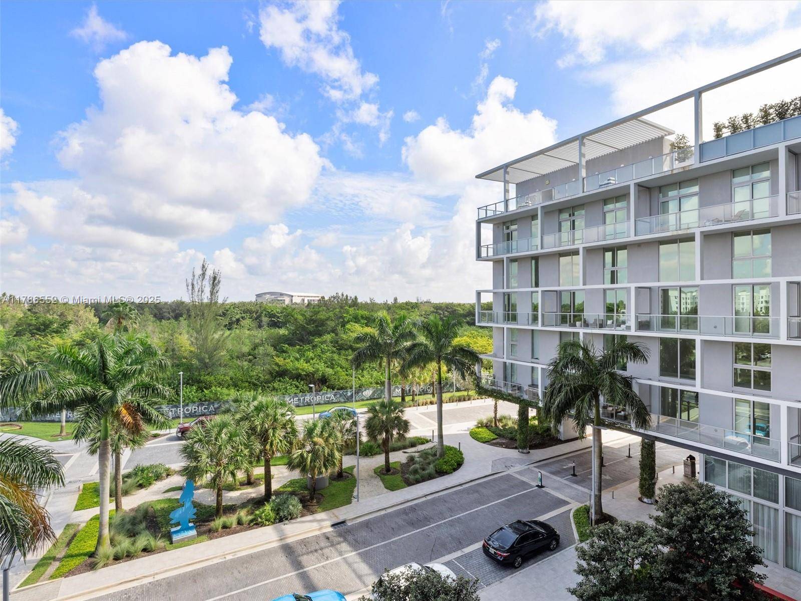 Sunrise, FL 33323,2000 Metropica Way #502