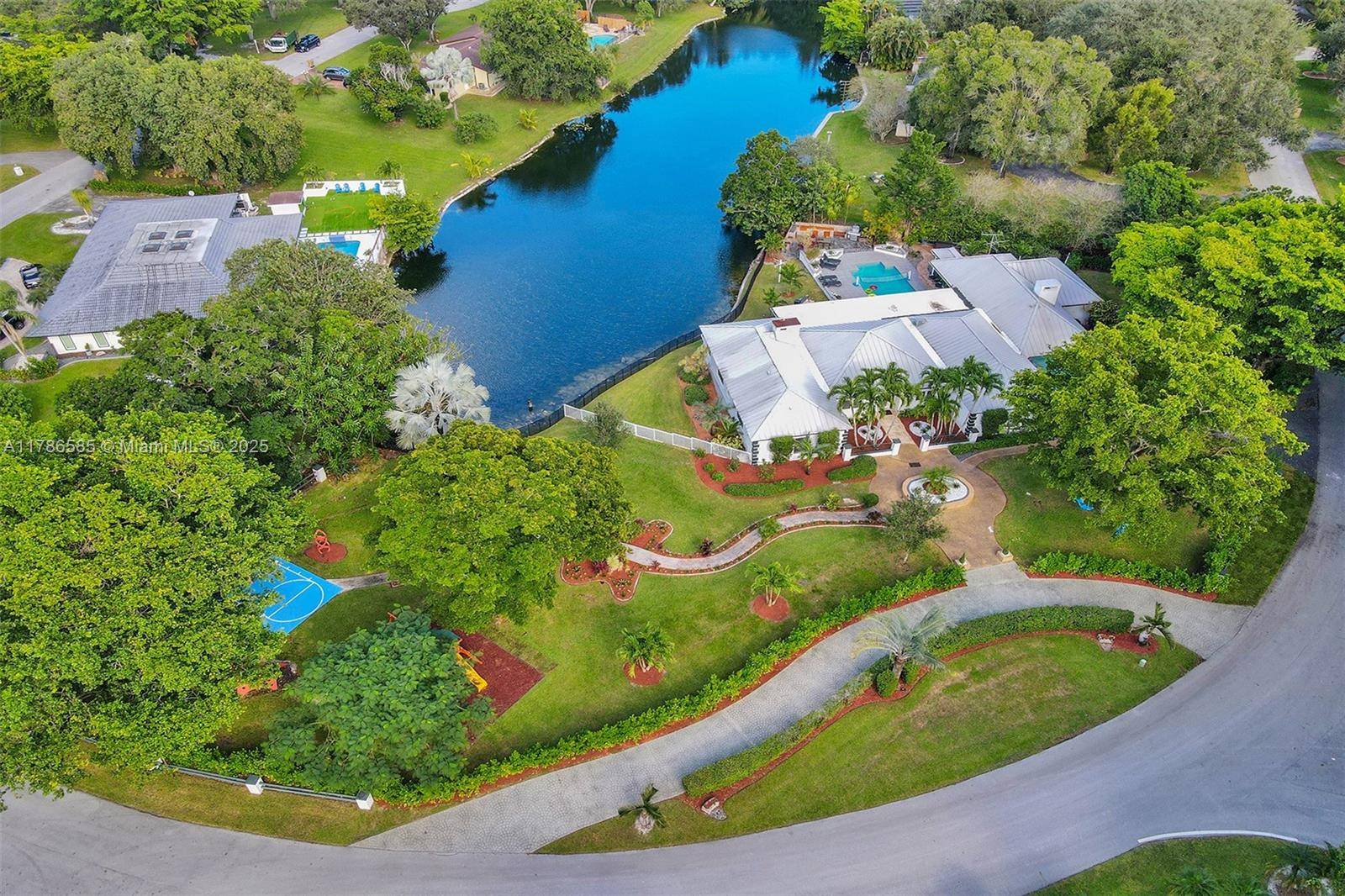 Davie, FL 33328,11155 SW 40th St