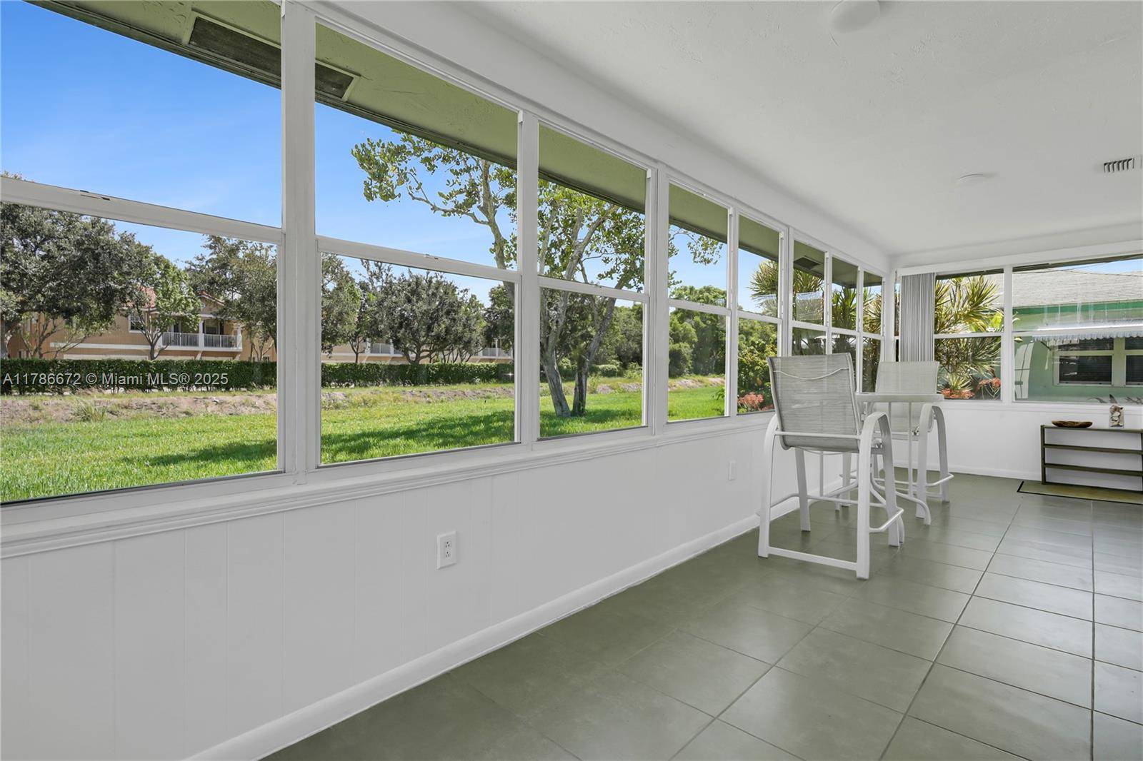 Delray Beach, FL 33445,632 Hummingbird Ln