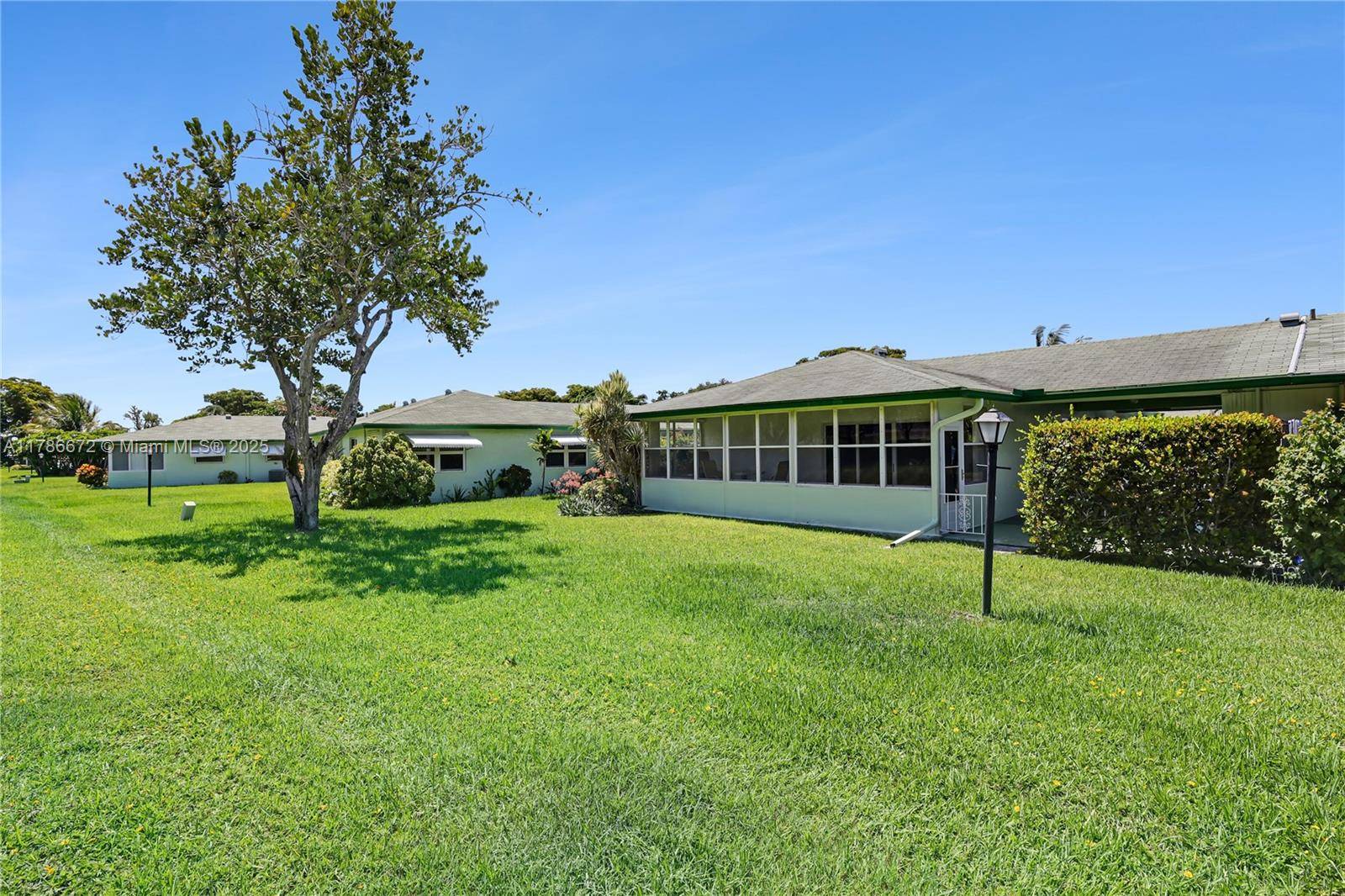 Delray Beach, FL 33445,632 Hummingbird Ln