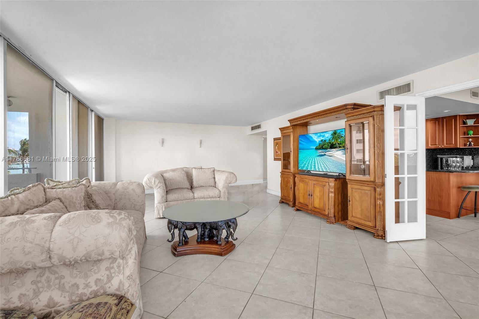 Miami Beach, FL 33139,11 Island Ave #512