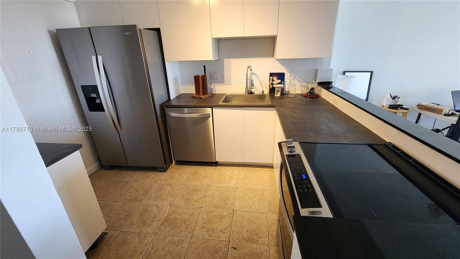 North Miami Beach, FL 33160,2821 N Miami Beach Blvd #5E