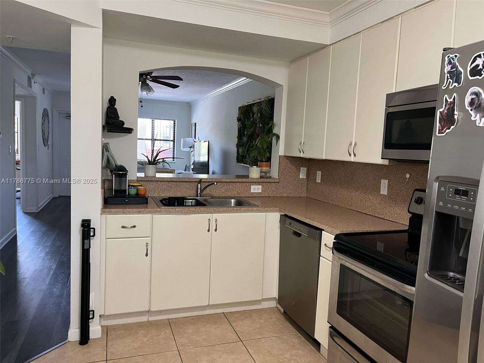 Cutler Bay, FL 33190,22701 SW 88th Pl #203-9