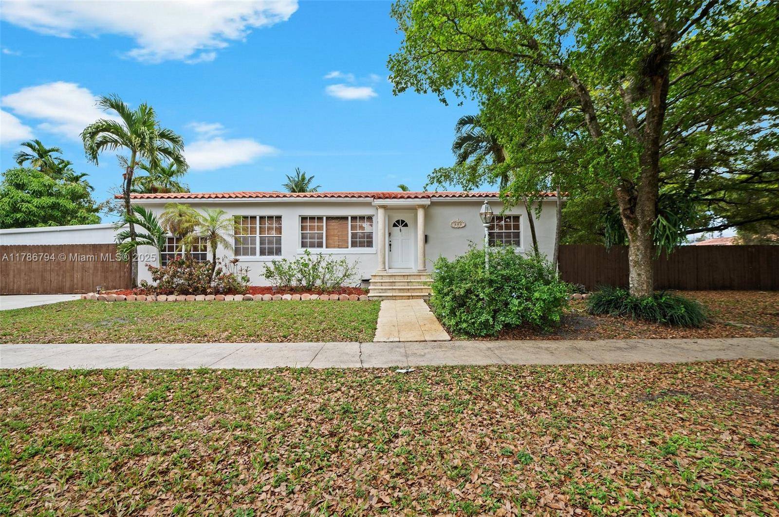 Miami Springs, FL 33166,541 Lenape Dr