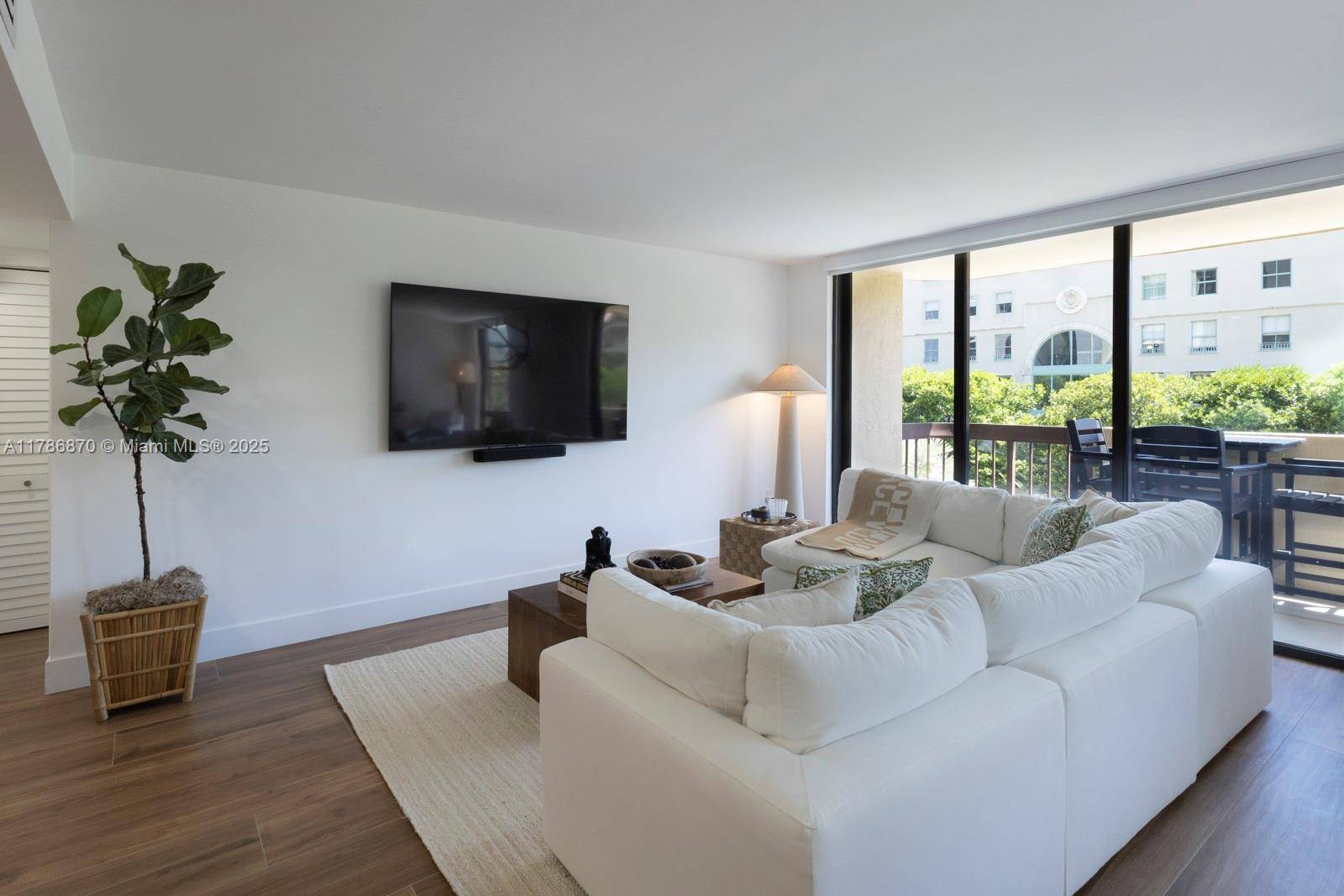 Coral Gables, FL 33134,600 Biltmore Way #308