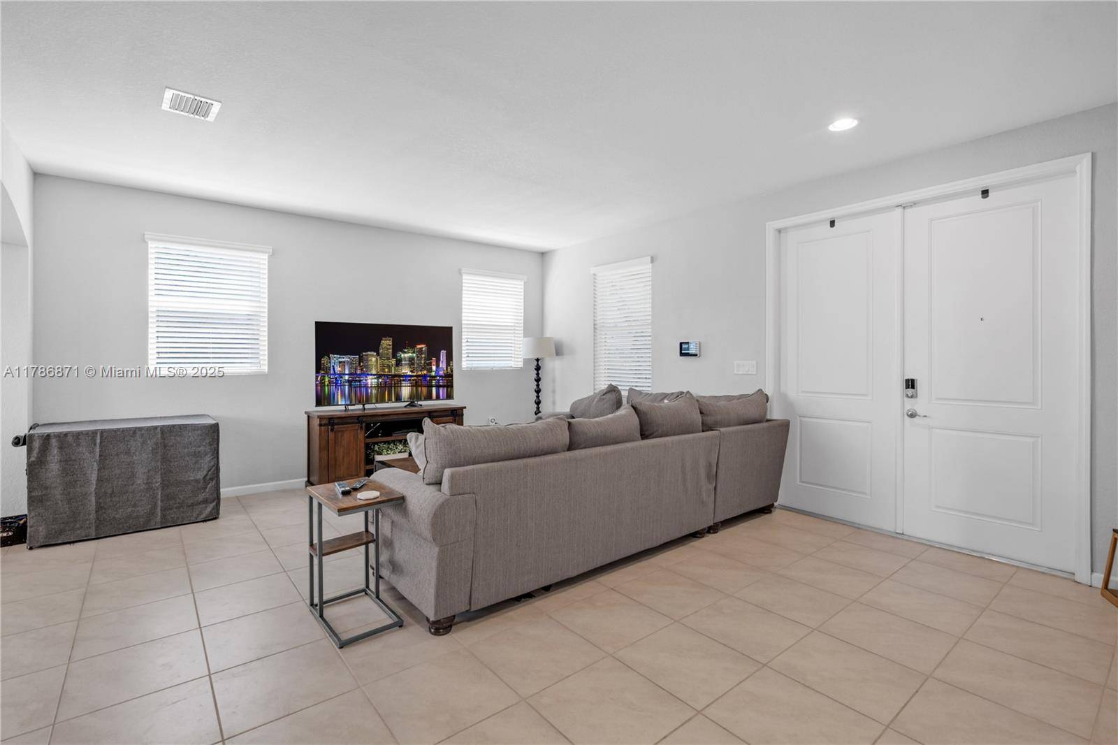 Homestead, FL 33033,151 SE 22nd Ave #0