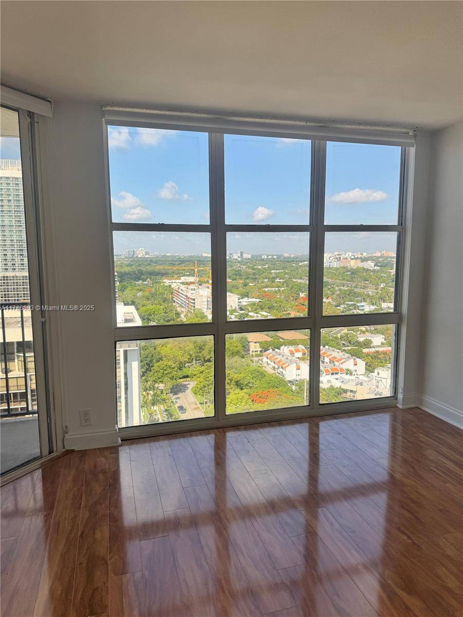 Miami, FL 33129,1901 Brickell Ave #B2408