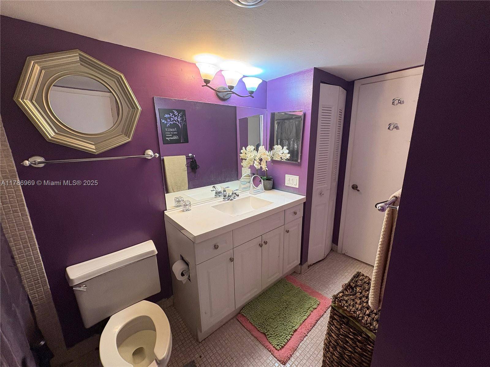 Lauderhill, FL 33319,4152 Inverrary Dr #303