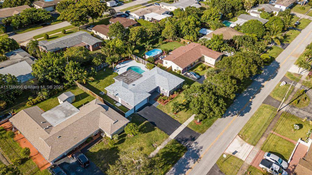 Plantation, FL 33317,4777 NW 5th St #0
