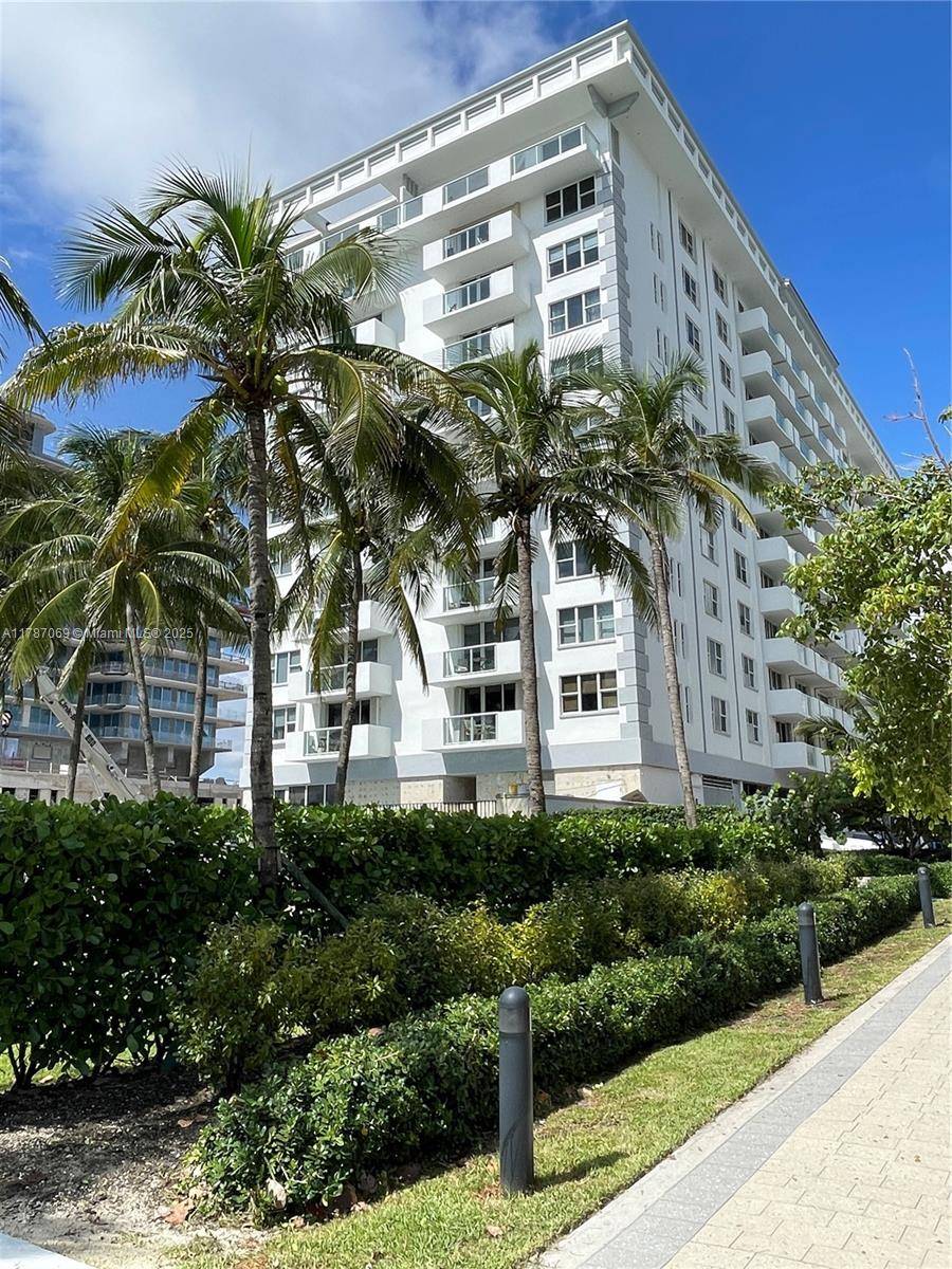Surfside, FL 33154,9195 Collins Ave #1012