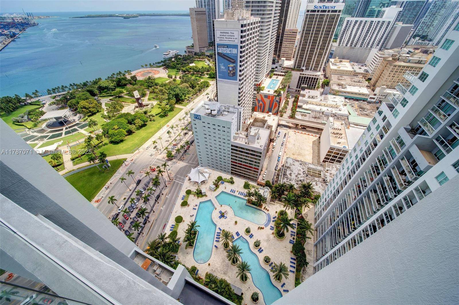 Miami, FL 33132,244 Biscayne Blvd #3007