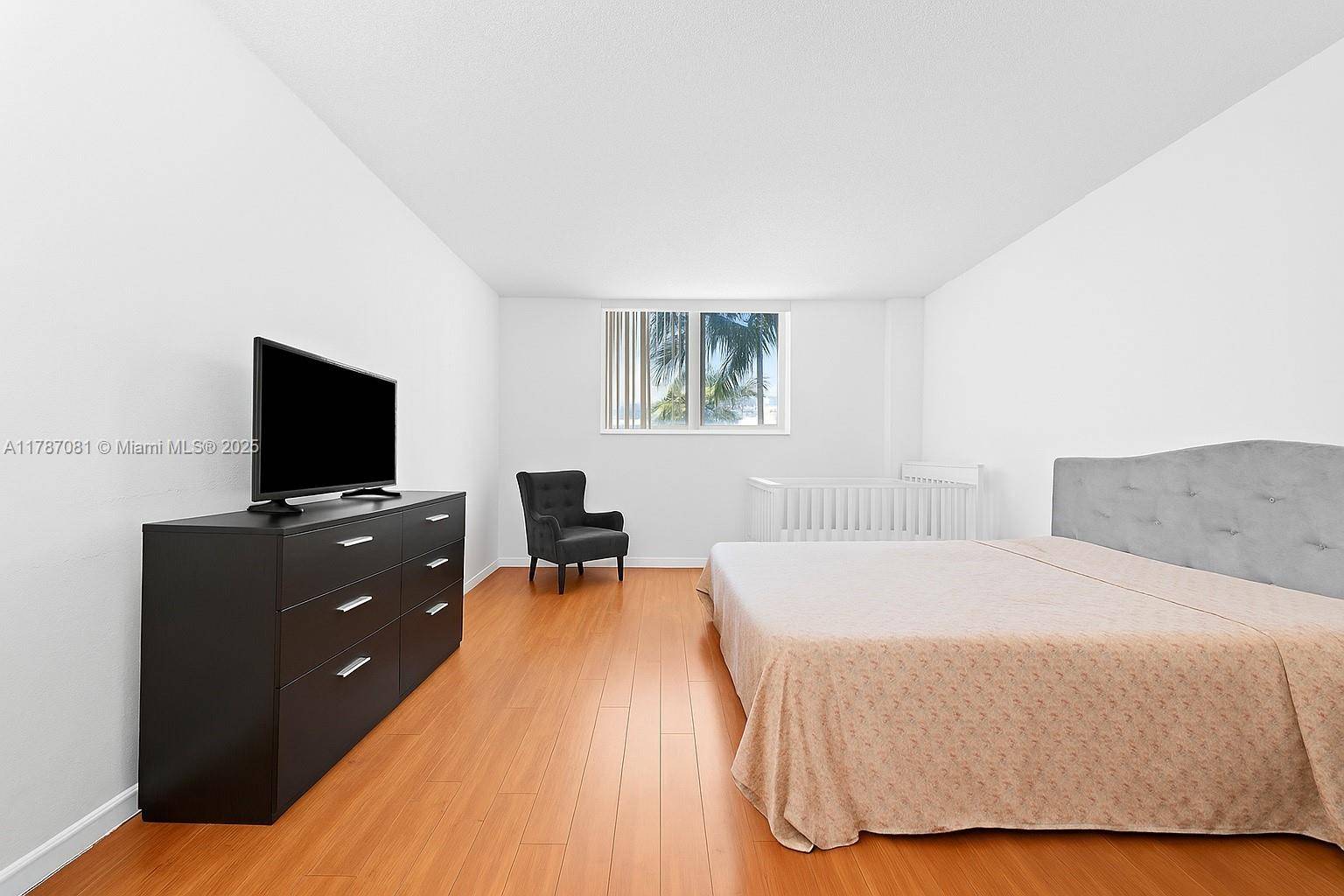 Sunny Isles Beach, FL 33160,19380 Collins Ave #226