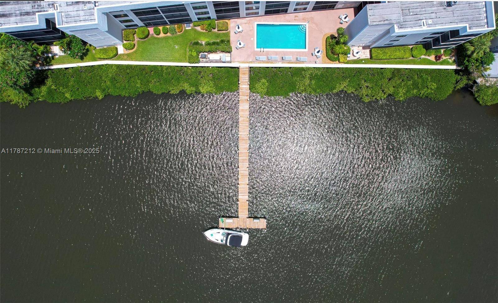 South Palm Beach, FL 33480,3525 S Ocean Blvd #203