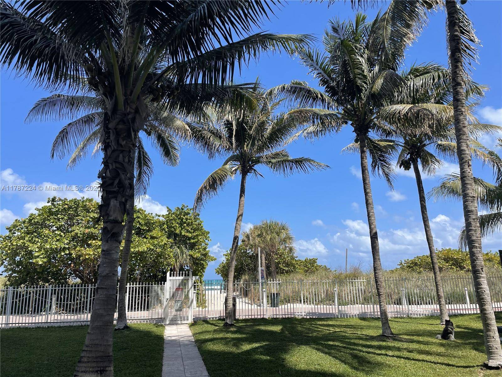 Miami Beach, FL 33140,6061 Collins Ave #7B