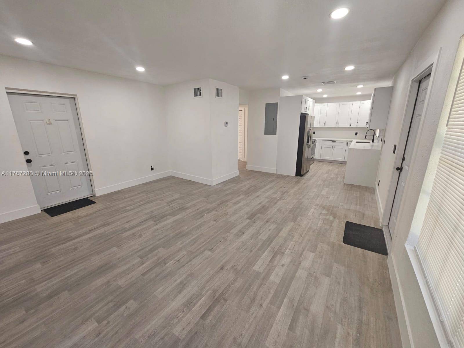 North Miami Beach, FL 33162,1632 NE 159th St