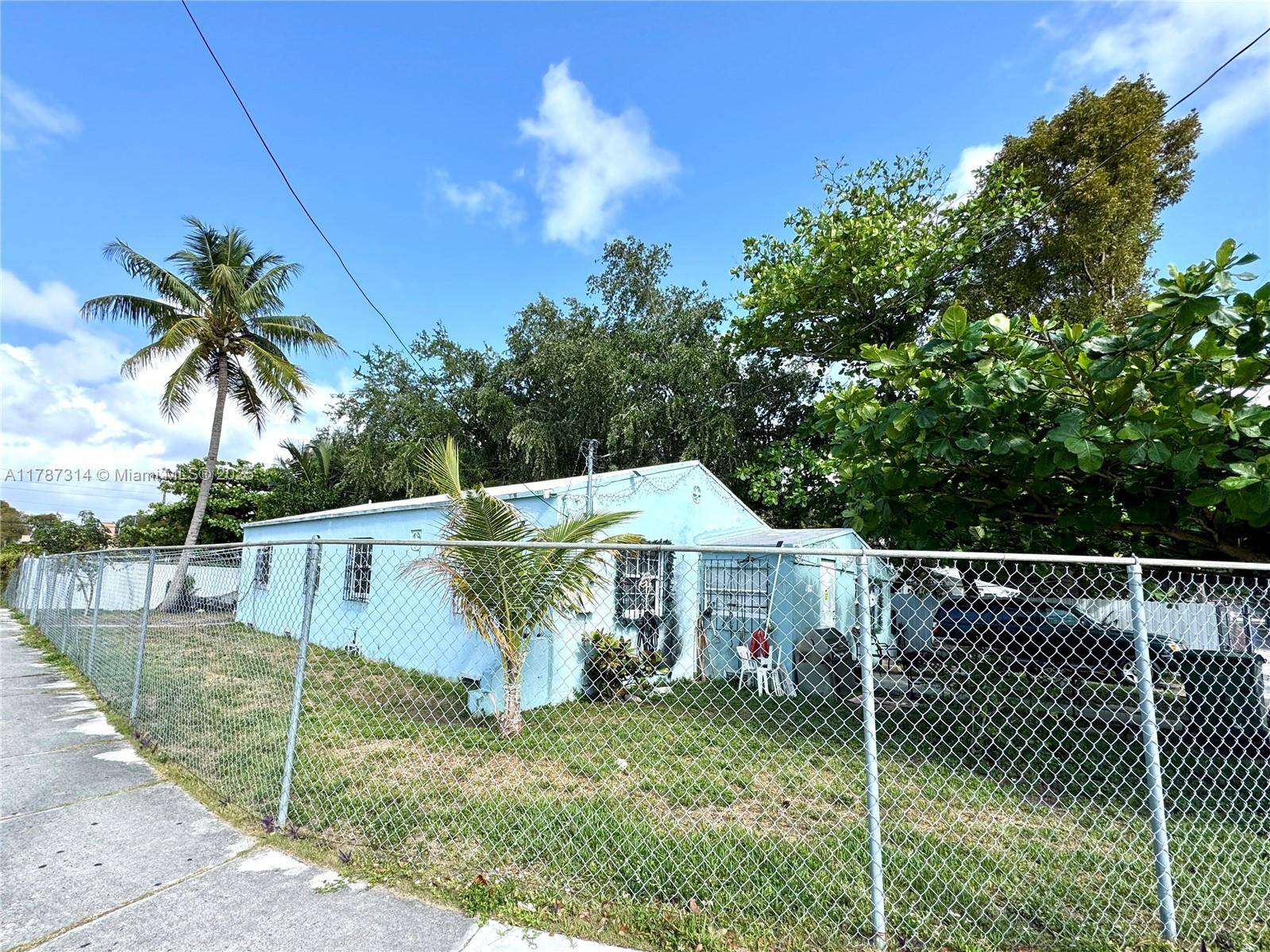 Miami, FL 33150,6400 NW 1st Pl