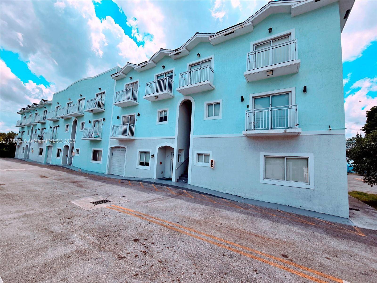 Miramar, FL 33023,6336 SW 27th St #8