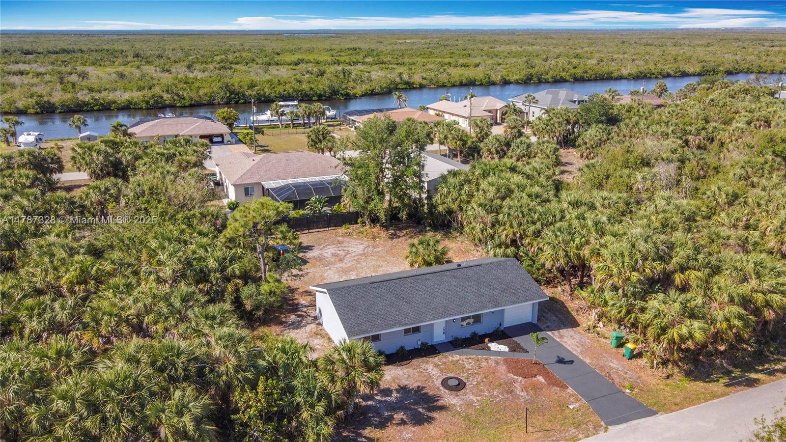 Port Charlotte, FL 33948,18515 Aryshire Cir