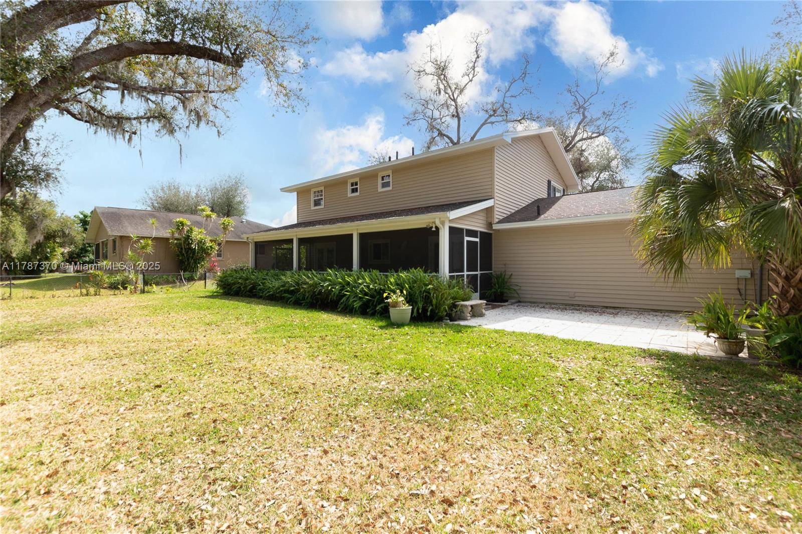 Fort Myers, FL 33917,7325 Sean Ln