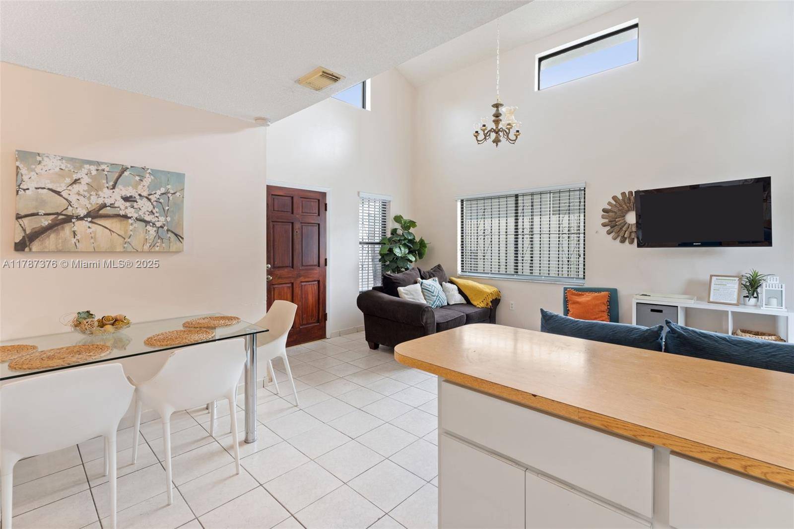 Miami, FL 33130,1160 SW 9th St #1162