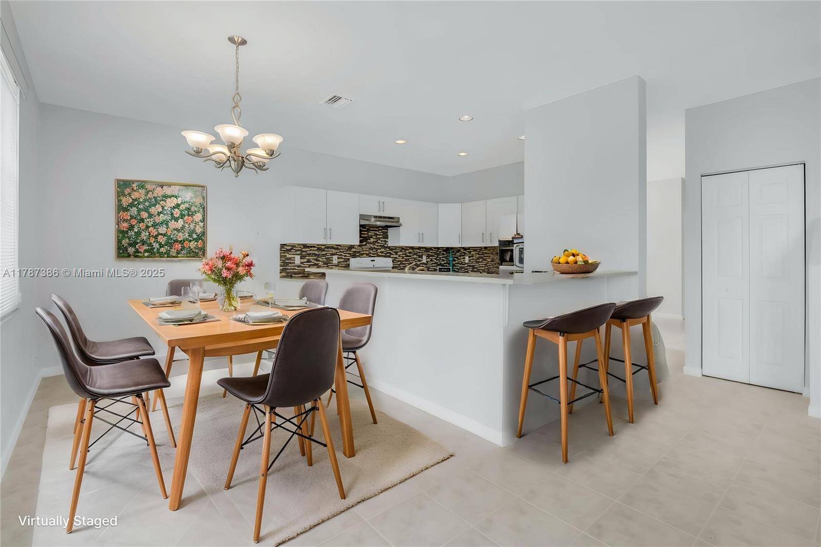 Weston, FL 33327,1042 Bluewood Ter
