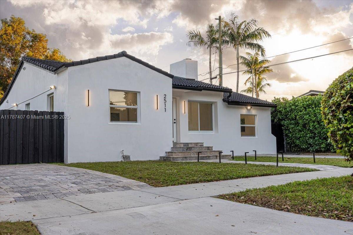 Miami, FL 33129,2511 SW 7th Ave