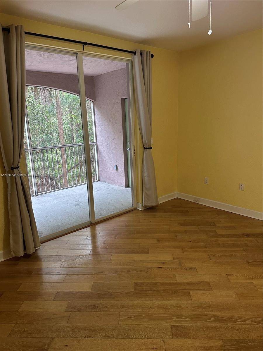 Coral Springs, FL 33067,6874 W Sample Rd #6874
