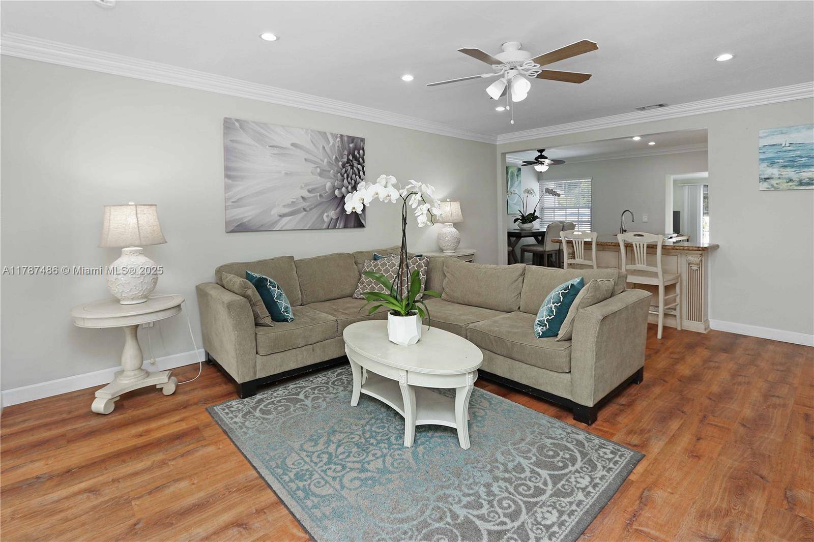 Hollywood, FL 33020,1403 Fletcher St